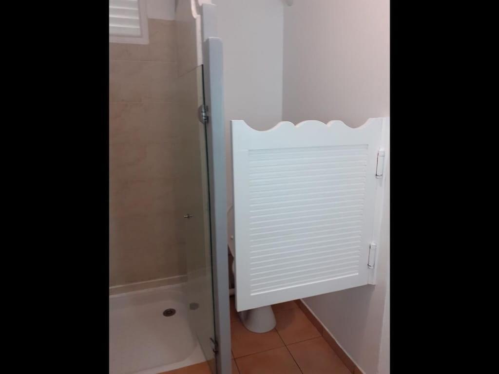 Studio Village Vacances,Vue Mer, Plage A 30M ,Wifi A Sainte Anne Buitenkant foto