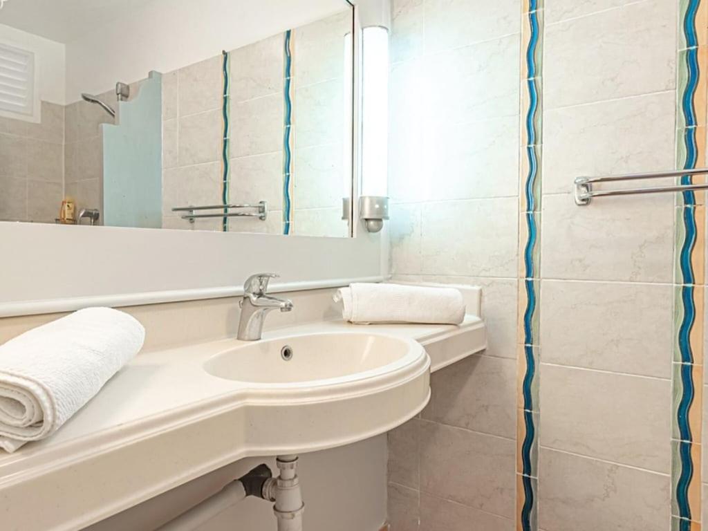 Studio Village Vacances,Vue Mer, Plage A 30M ,Wifi A Sainte Anne Buitenkant foto