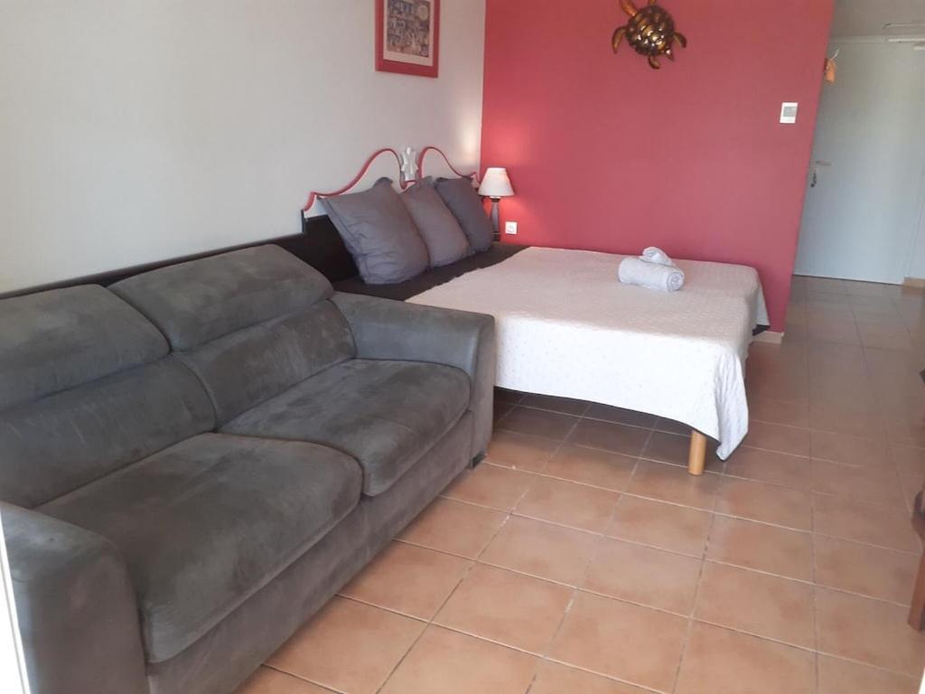 Studio Village Vacances,Vue Mer, Plage A 30M ,Wifi A Sainte Anne Buitenkant foto